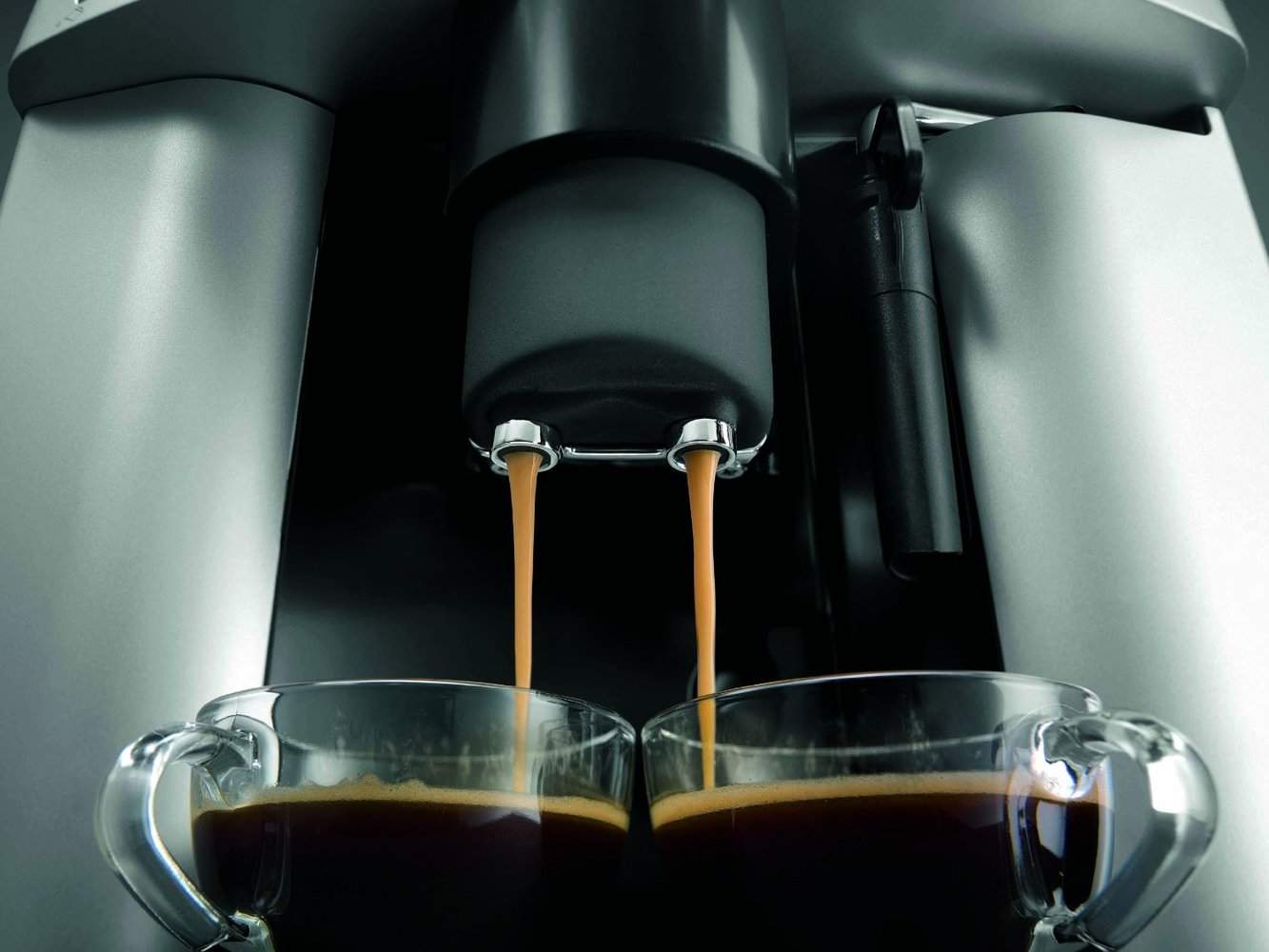 Maquina De Espresso Delonghi Magnifica, 1.8 Litros, Negro
